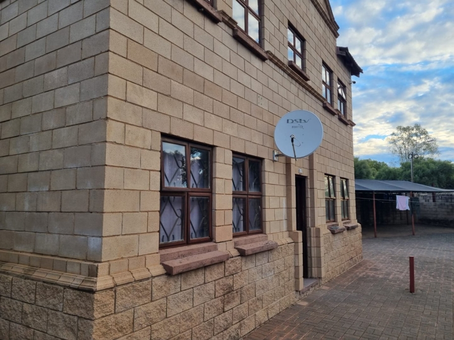 1 Bedroom Property for Sale in Brandwag Free State